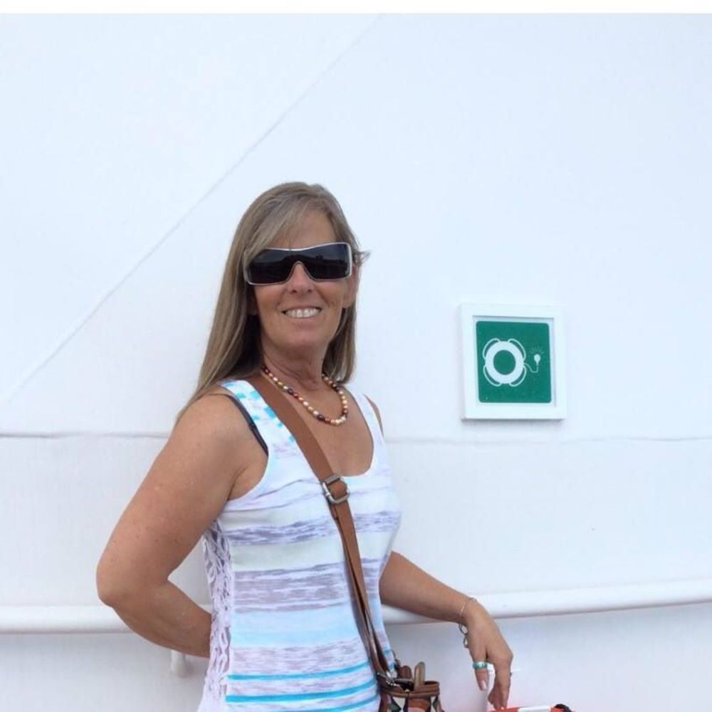 Meet your Posher, Liz